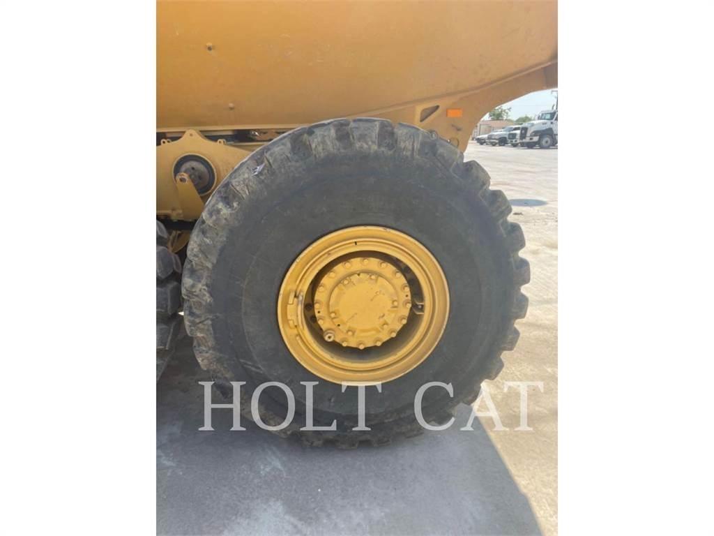 CAT 725 Zglobni damperi