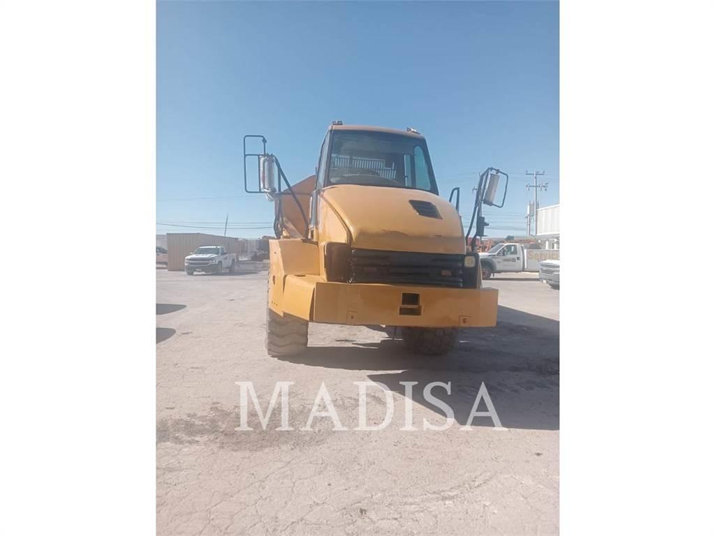 CAT 725 Zglobni damperi