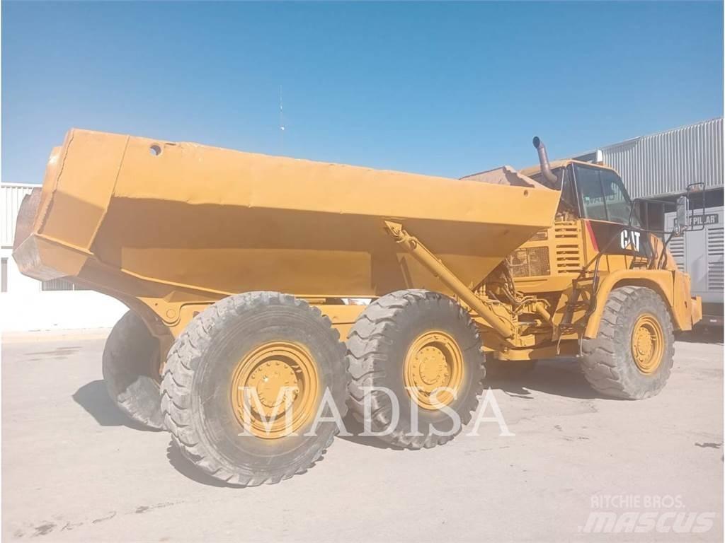CAT 725 Zglobni damperi