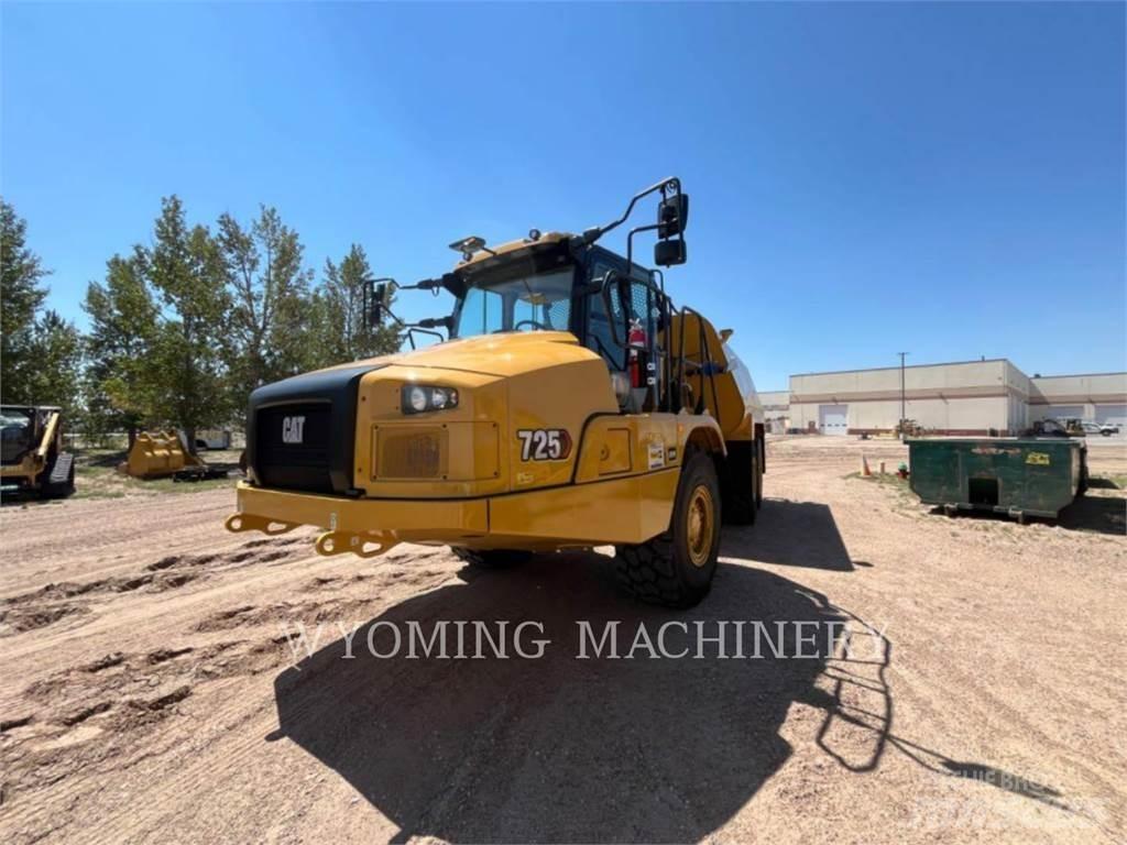 CAT 725 Zglobni damperi