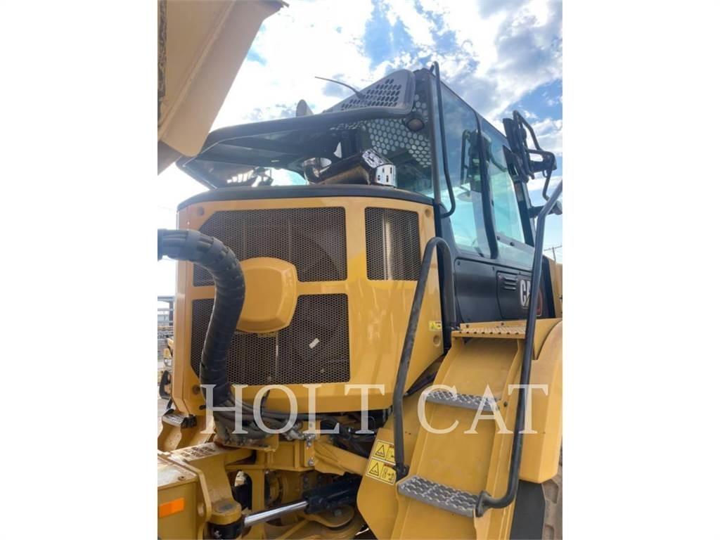 CAT 725 Zglobni damperi