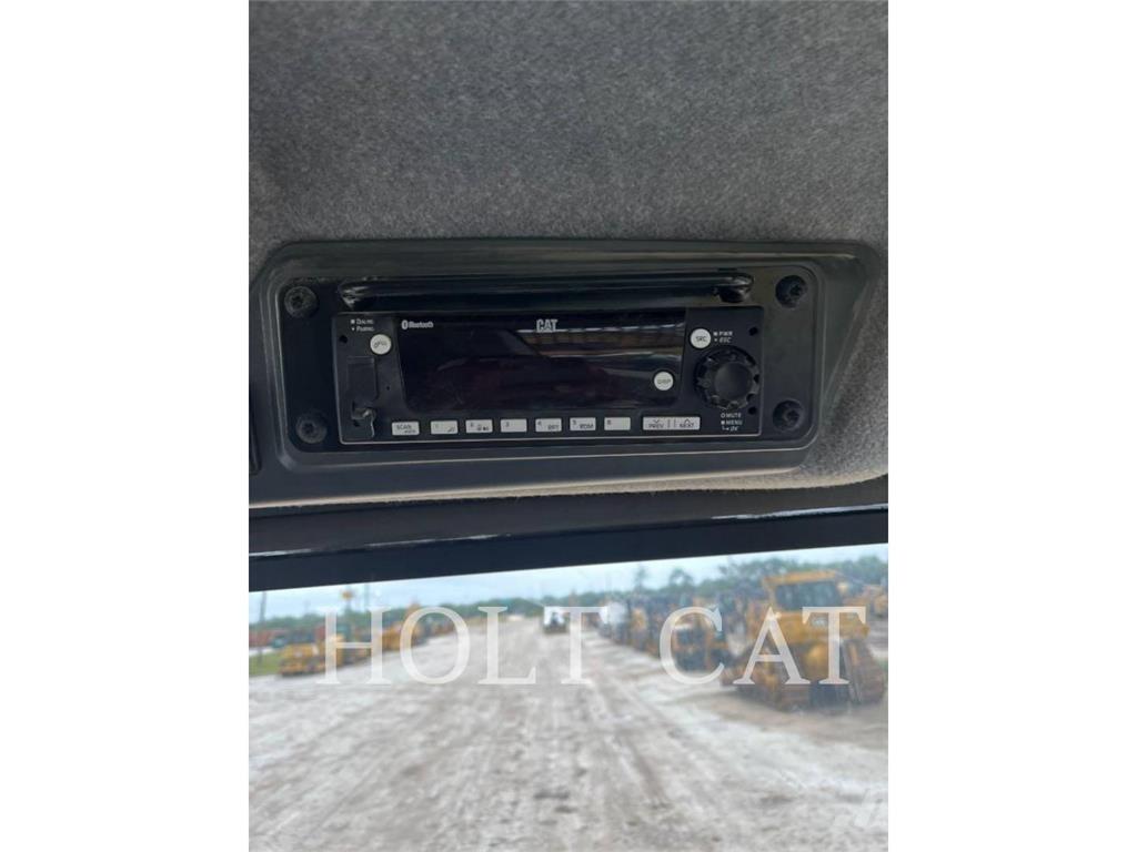 CAT 725 Zglobni damperi