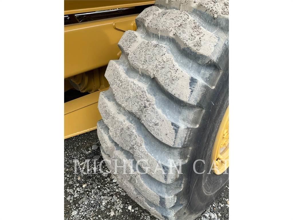 CAT 725 T Zglobni damperi