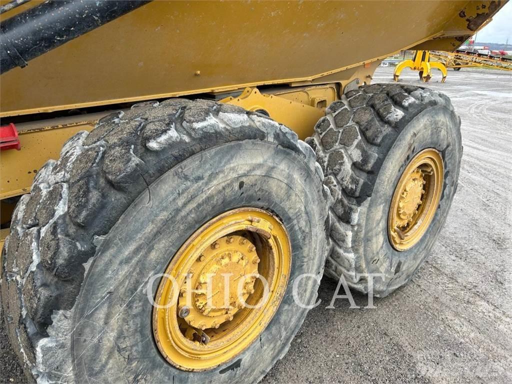 CAT 725C Zglobni damperi