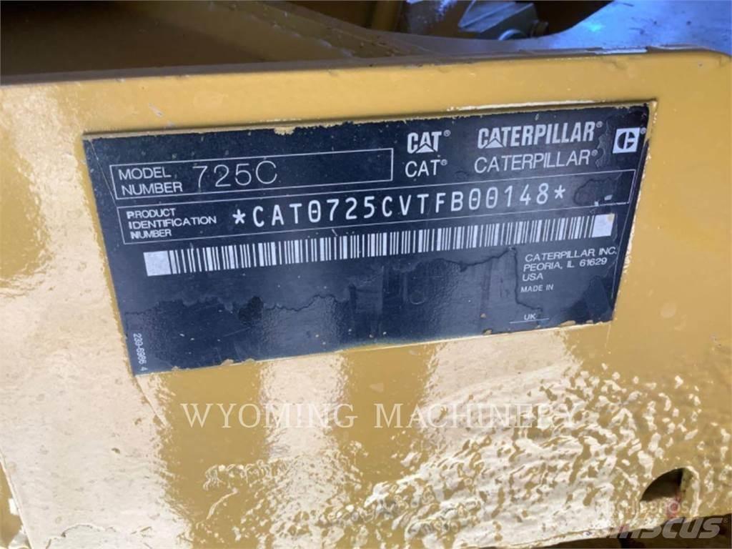 CAT 725C Zglobni damperi
