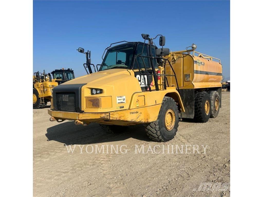 CAT 725C Zglobni damperi