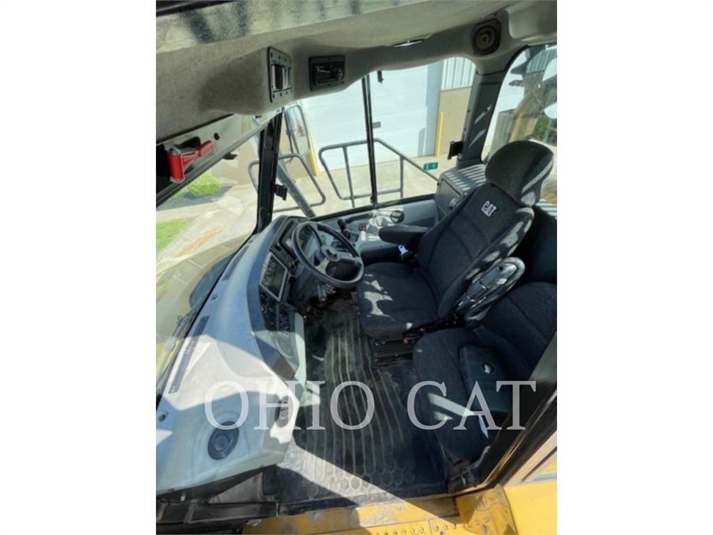 CAT 725C2 Zglobni damperi