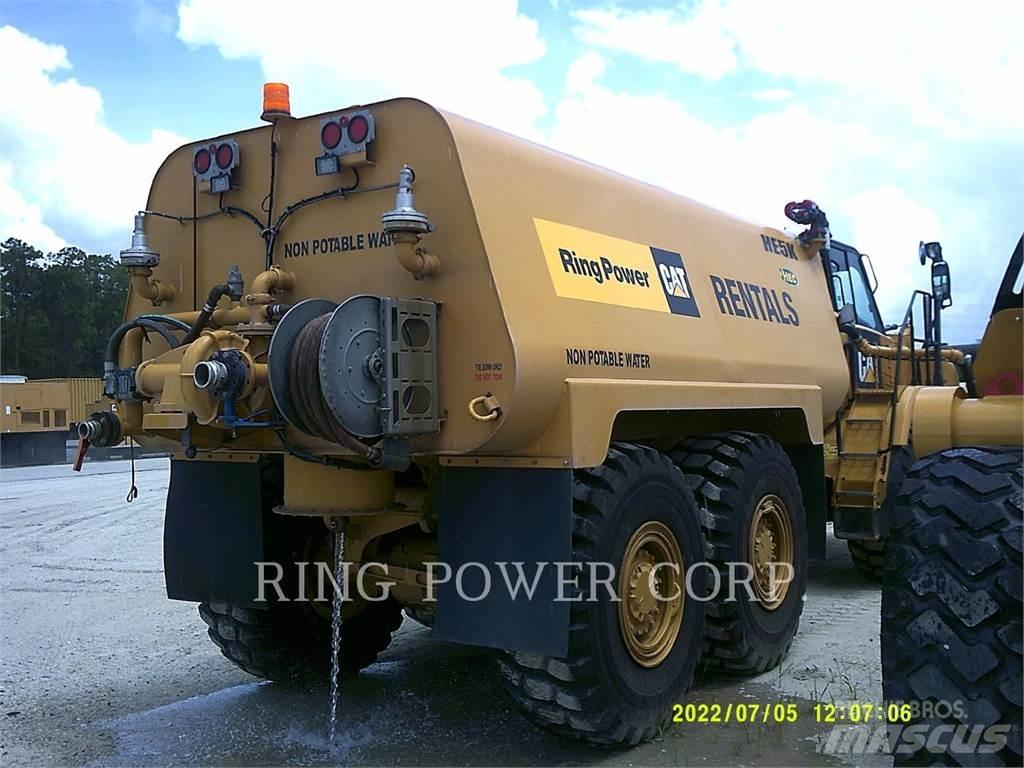 CAT 725C2WW Kamioni cisterne