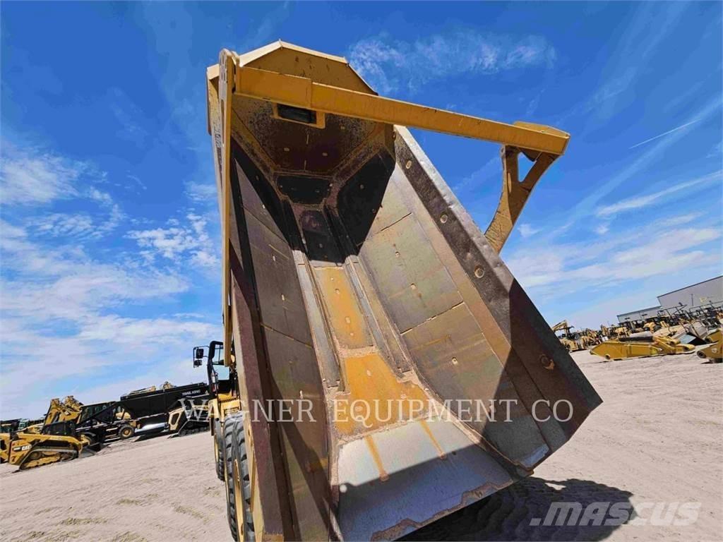 CAT 730 Zglobni damperi