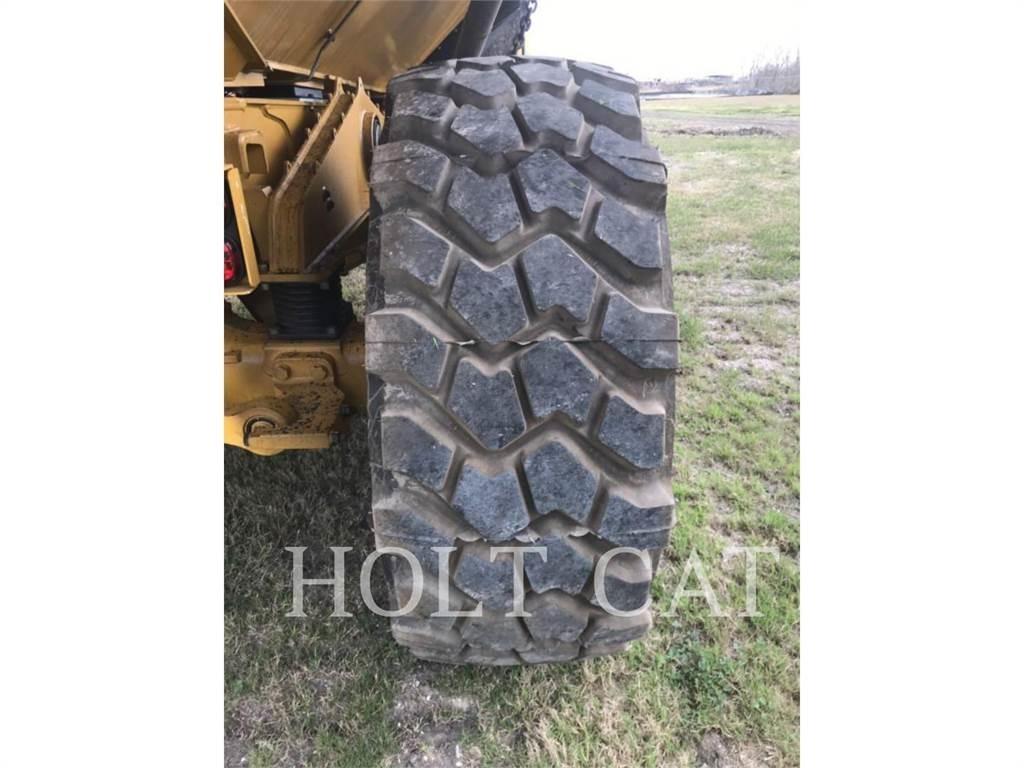 CAT 730 Zglobni damperi