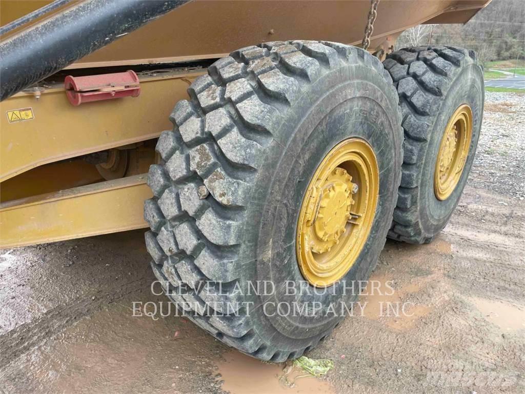 CAT 730 Zglobni damperi