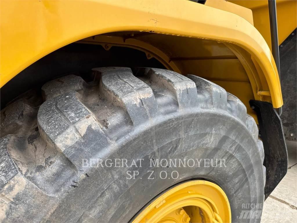 CAT 730 Zglobni damperi