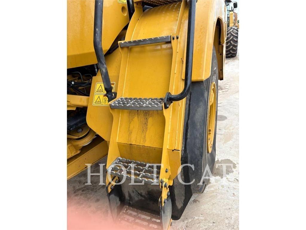 CAT 730 Zglobni damperi