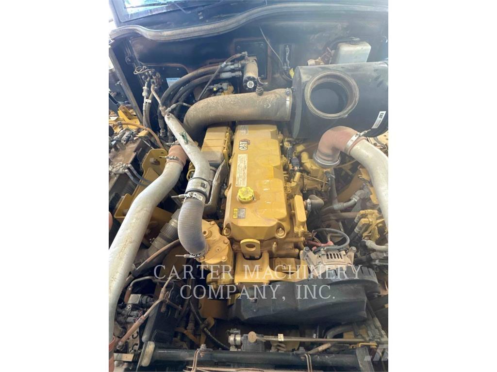 CAT 730 Zglobni damperi