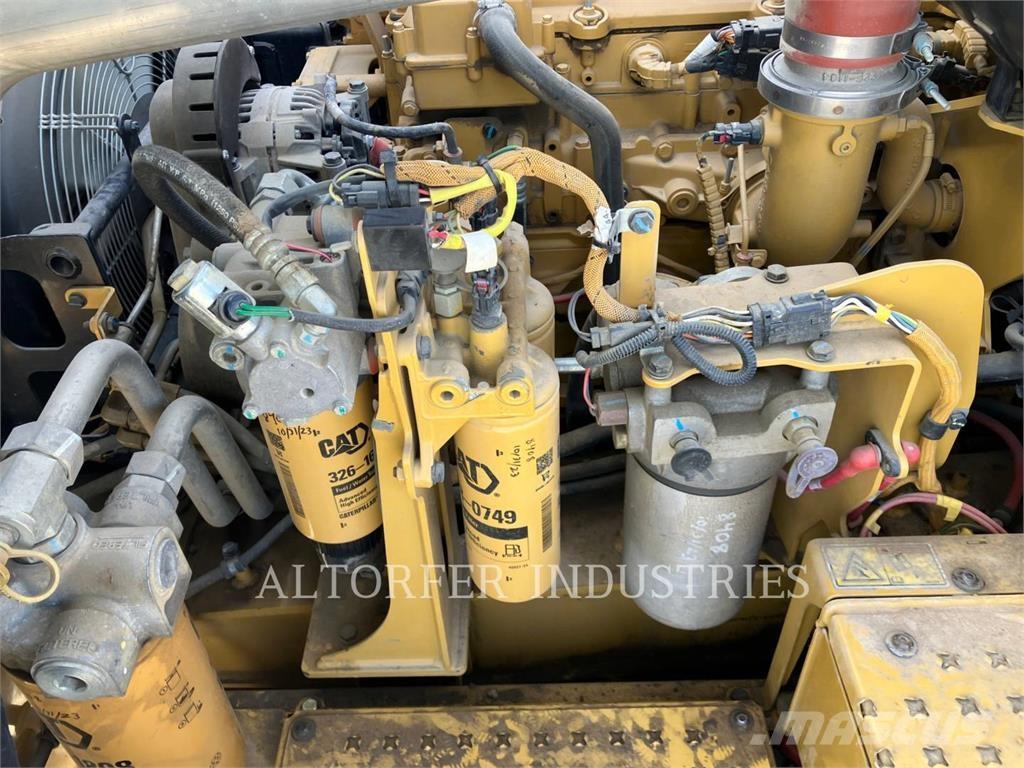 CAT 730C WT Zglobni damperi