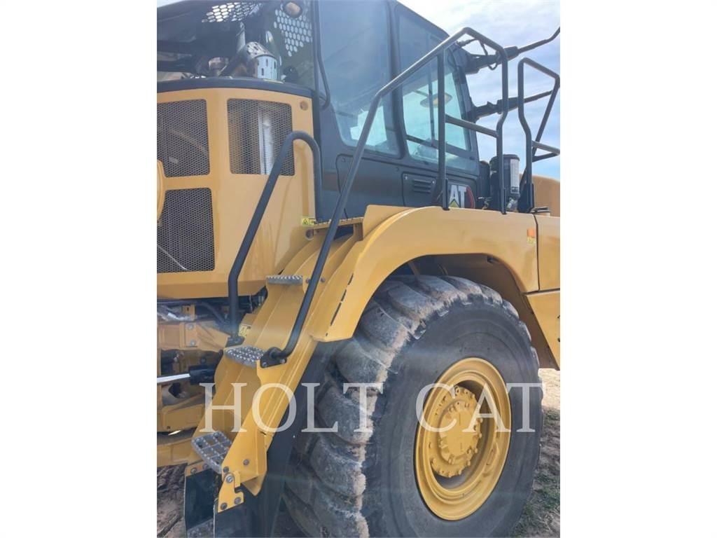 CAT 735 Zglobni damperi