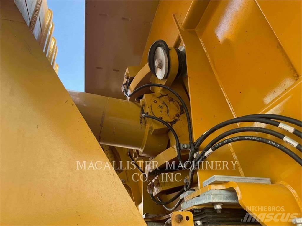 CAT 740 EJECTOR Zglobni damperi