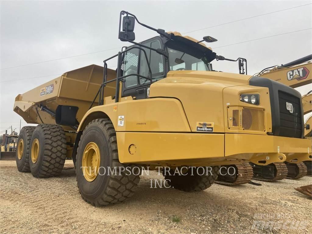 CAT 740 GC Zglobni damperi