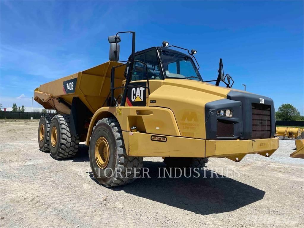 CAT 740B Zglobni damperi
