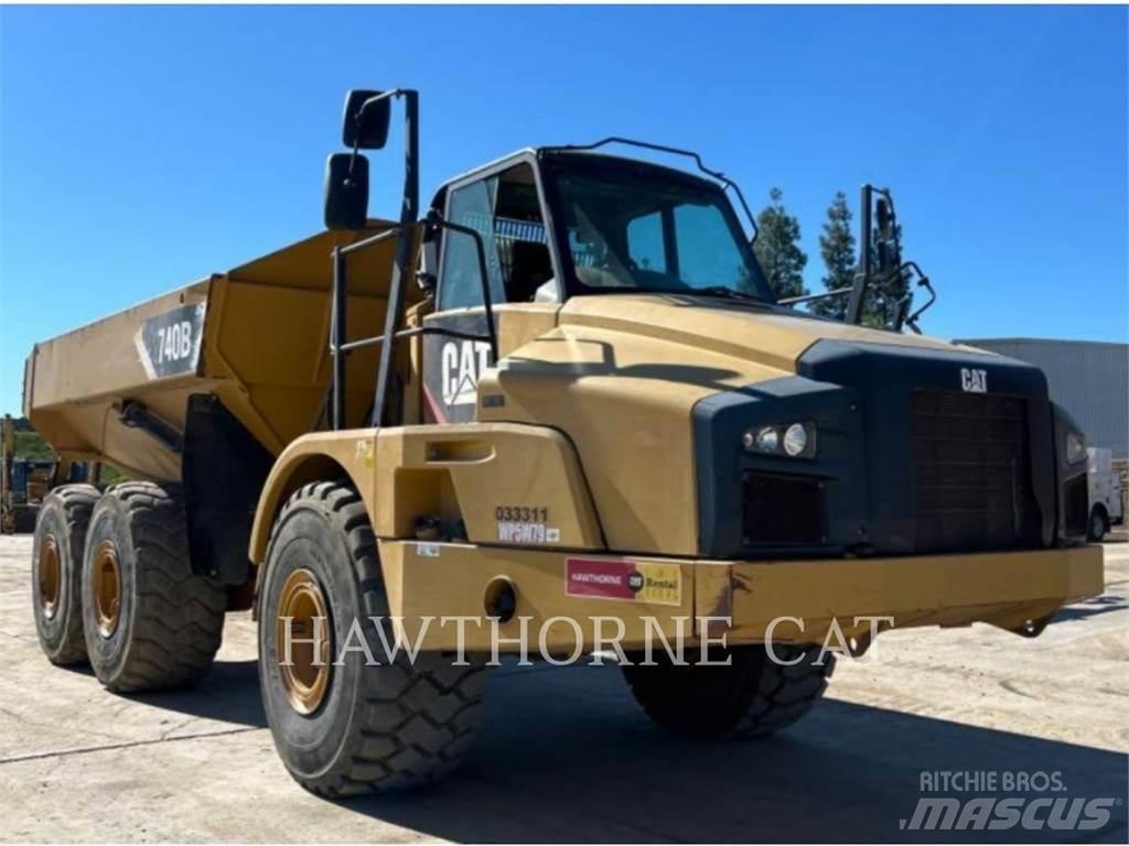 CAT 740B Zglobni damperi