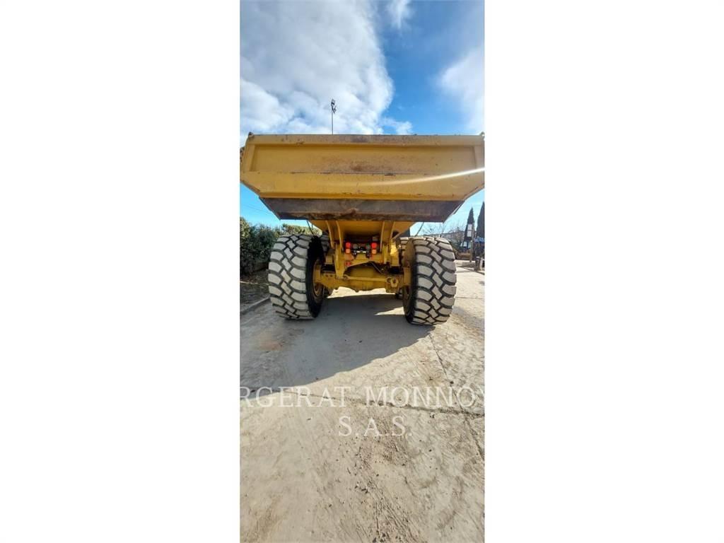 CAT 740GC Zglobni damperi