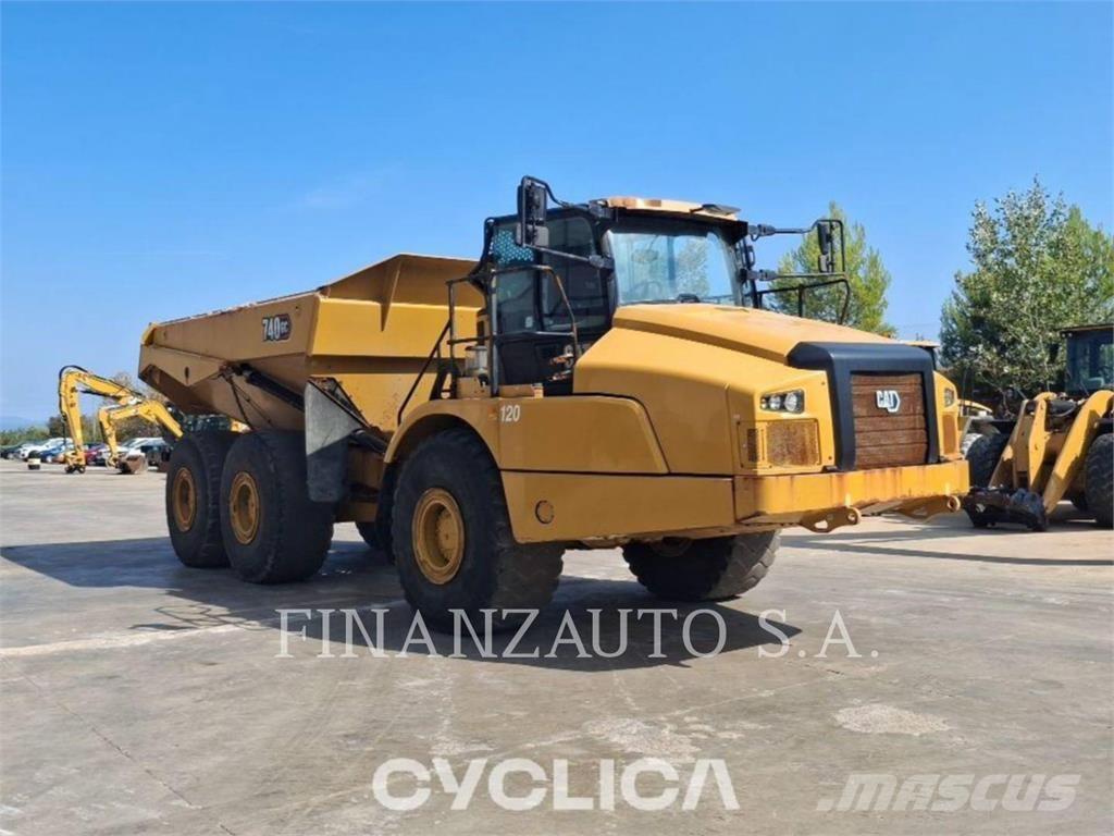 CAT 740GC Zglobni damperi