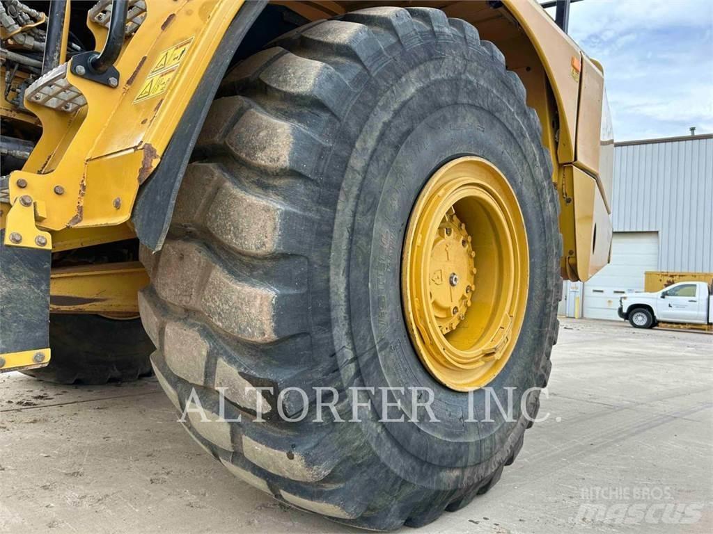 CAT 745 Zglobni damperi