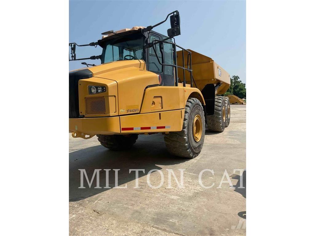 CAT 745 Zglobni damperi