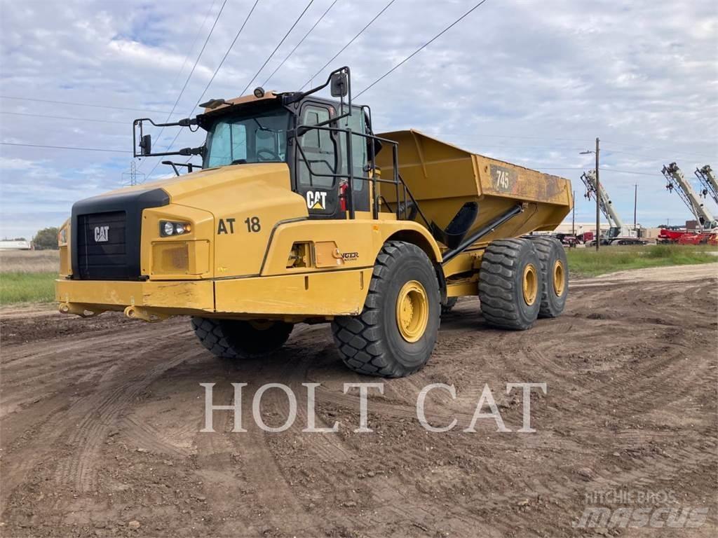 CAT 745 Zglobni damperi