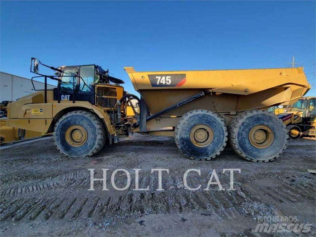 CAT 745 Zglobni damperi