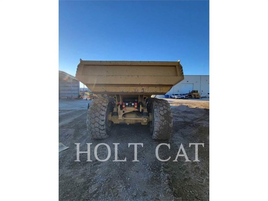 CAT 745 Zglobni damperi