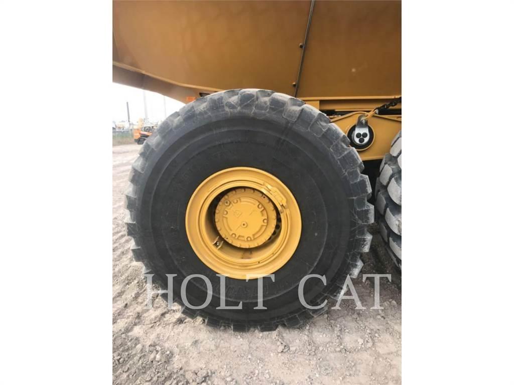 CAT 745 Zglobni damperi