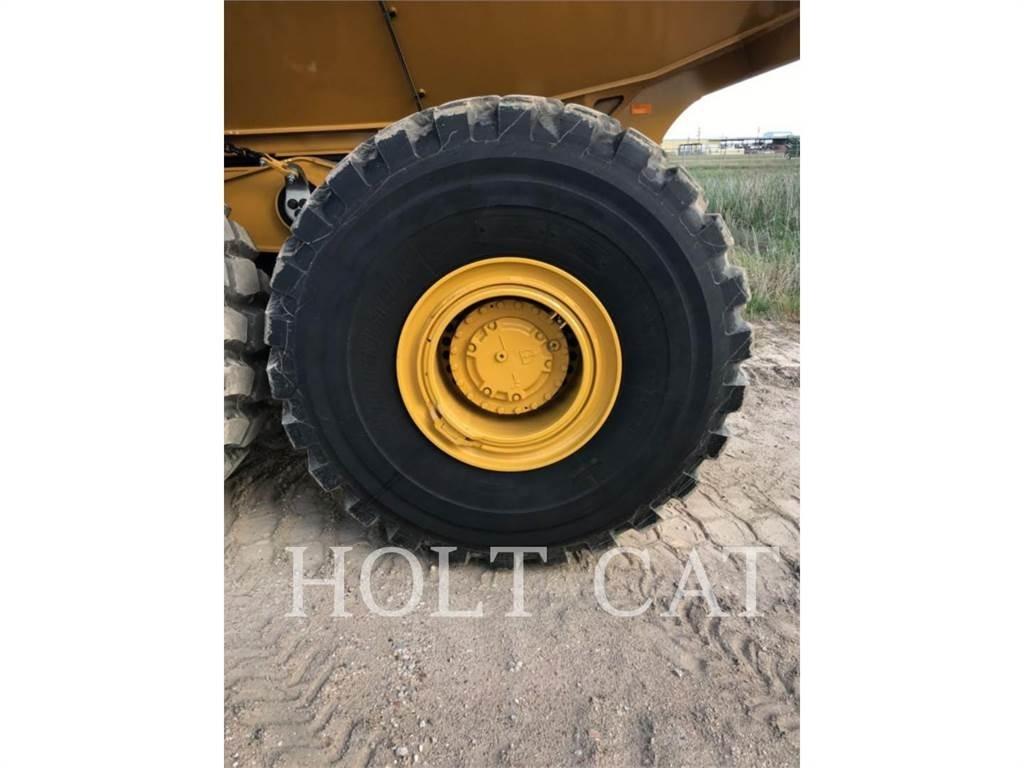 CAT 745 Zglobni damperi