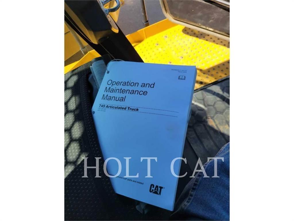 CAT 745 Zglobni damperi