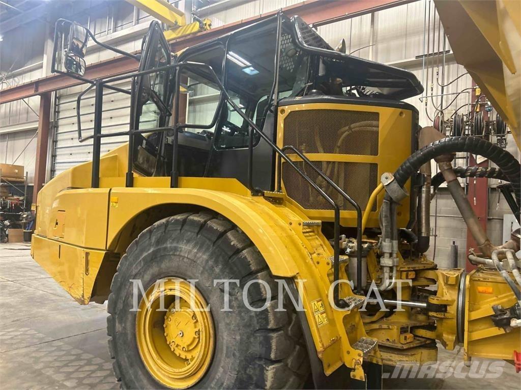 CAT 745 Zglobni damperi