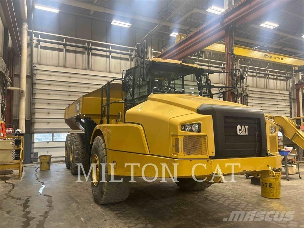 CAT 745 Zglobni damperi