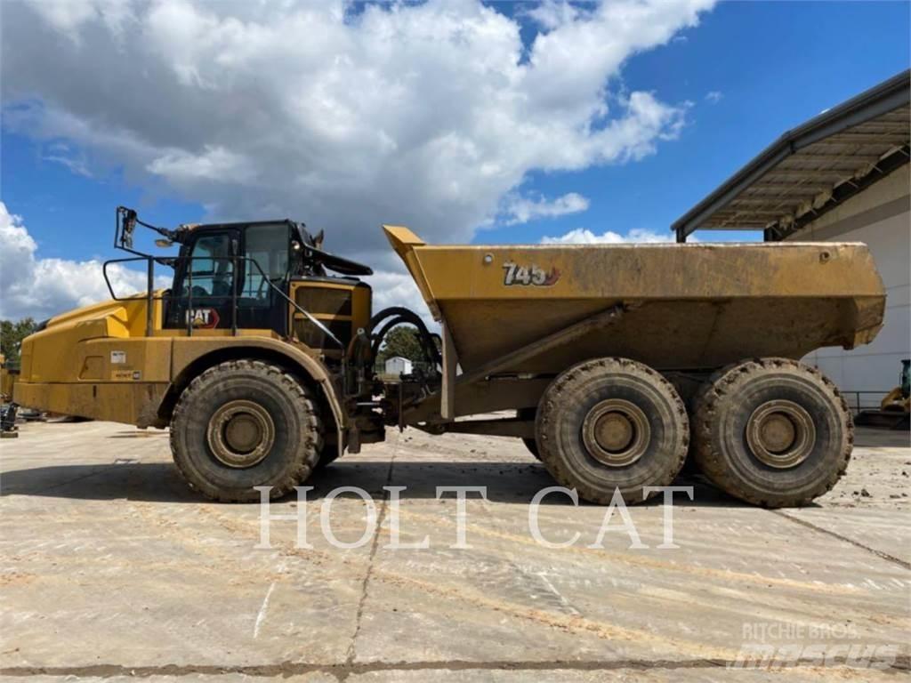 CAT 745 Zglobni damperi