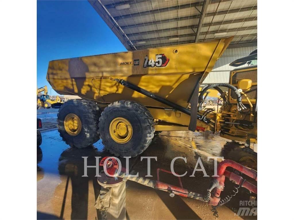 CAT 745 Zglobni damperi