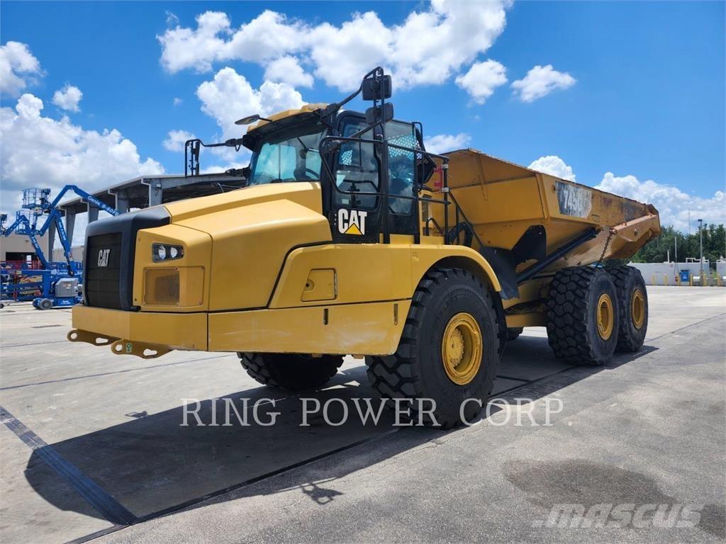 CAT 745 Zglobni damperi