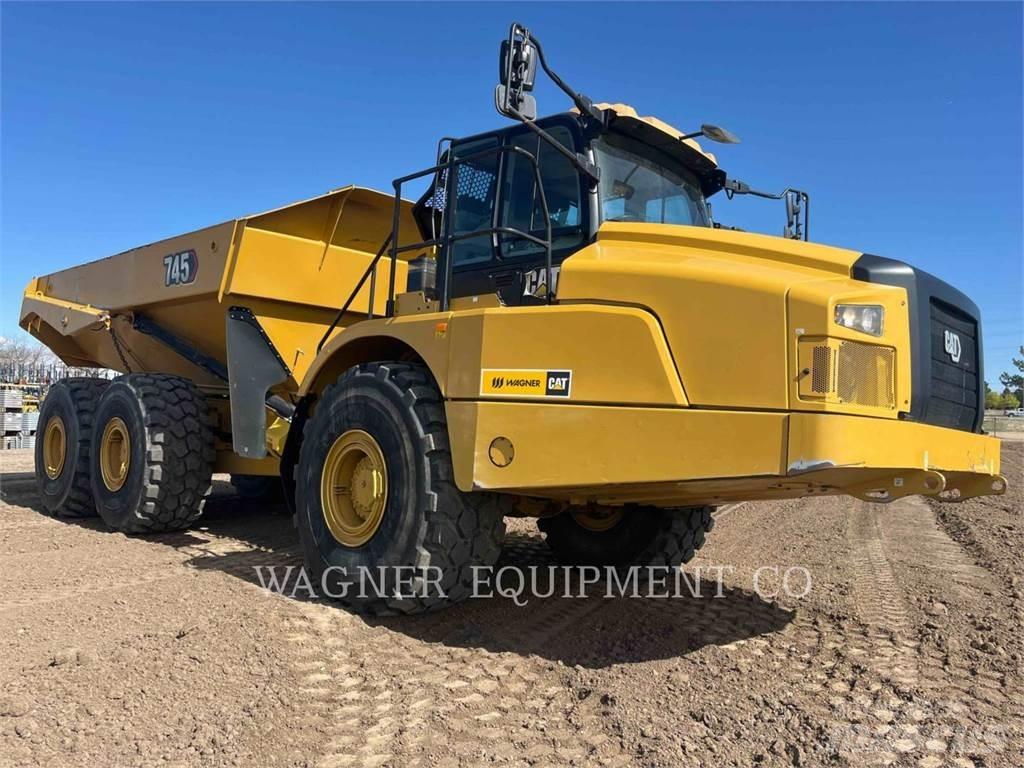 CAT 745 Zglobni damperi