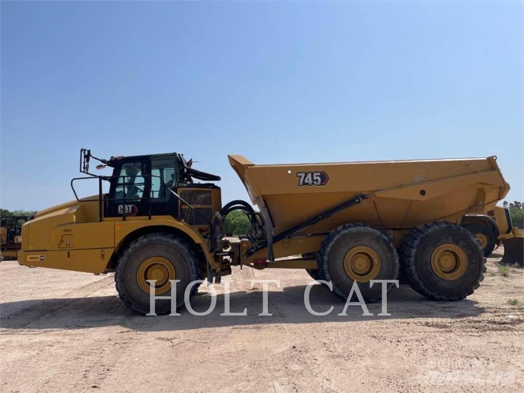 CAT 745 Zglobni damperi