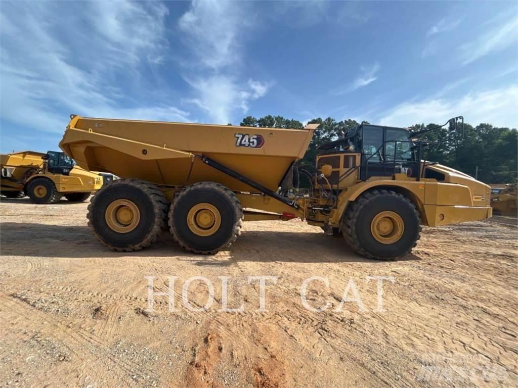 CAT 745 Zglobni damperi