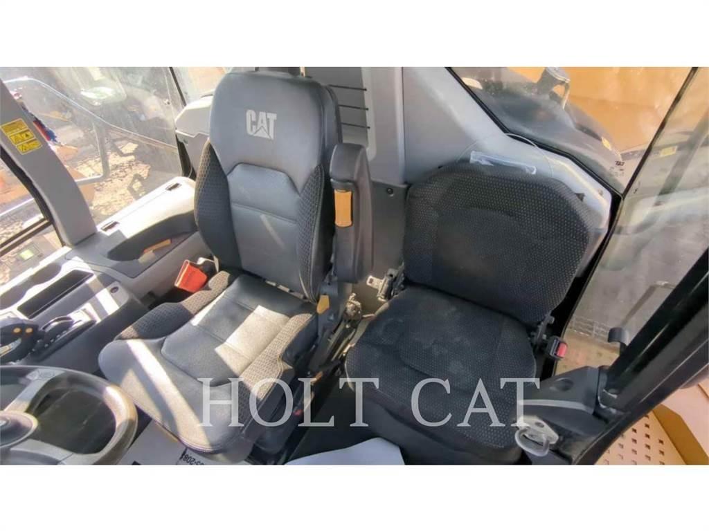 CAT 745 Zglobni damperi