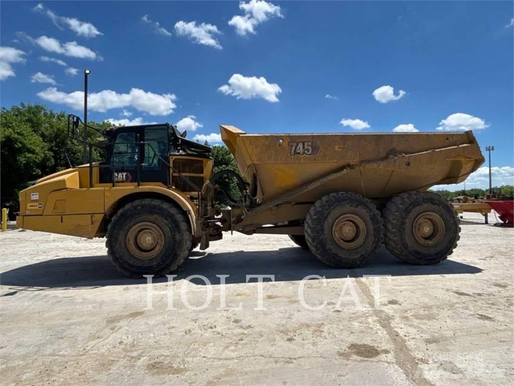 CAT 745 Zglobni damperi