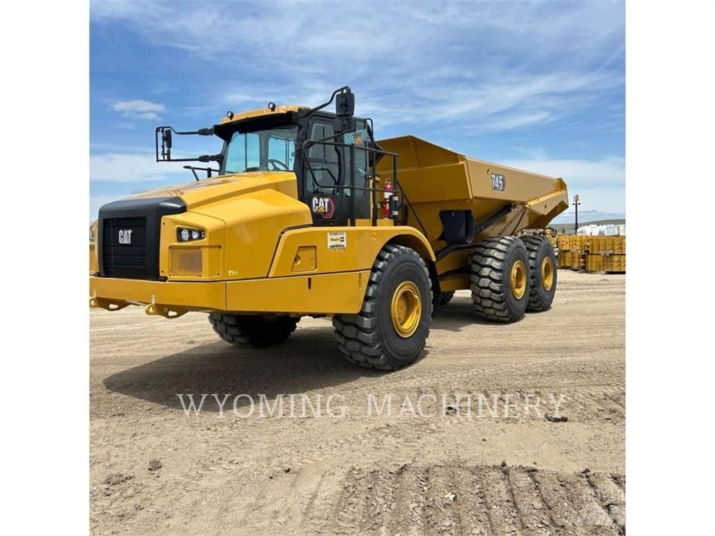 CAT 745 Zglobni damperi