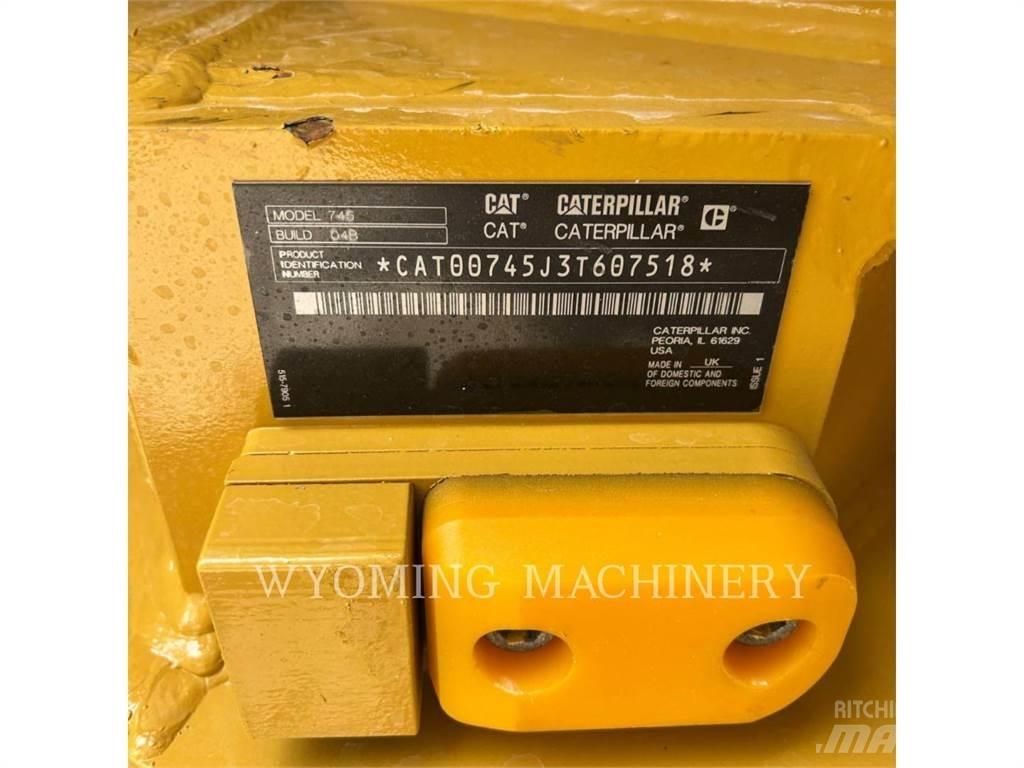 CAT 745 Zglobni damperi