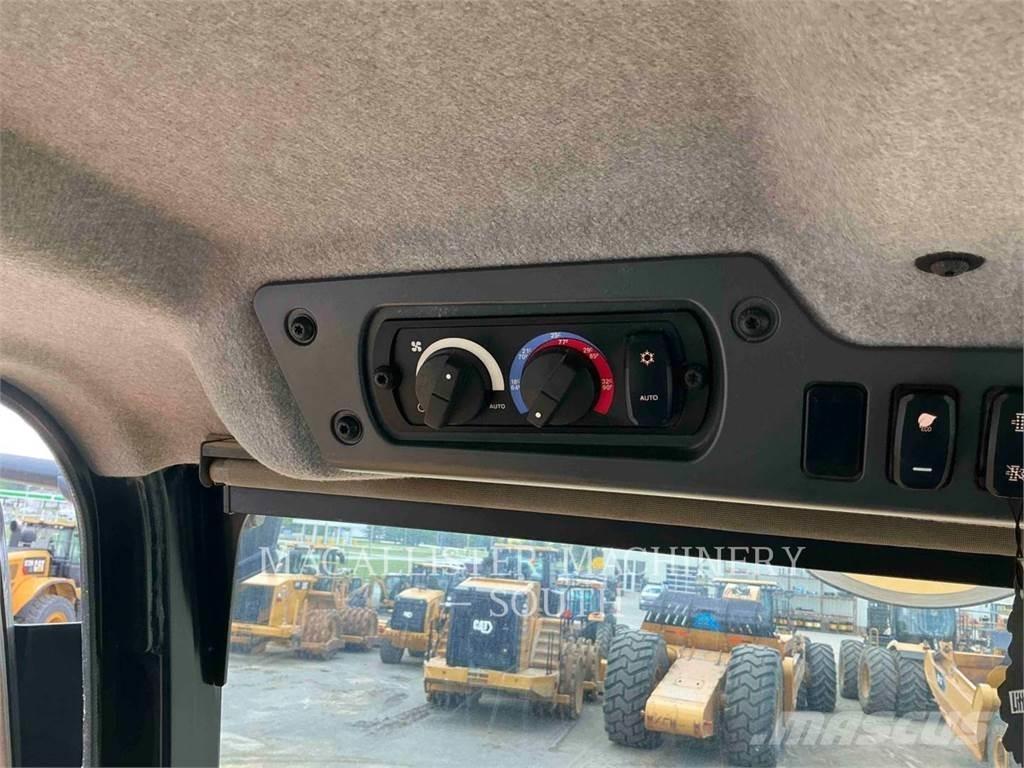 CAT 745 Zglobni damperi