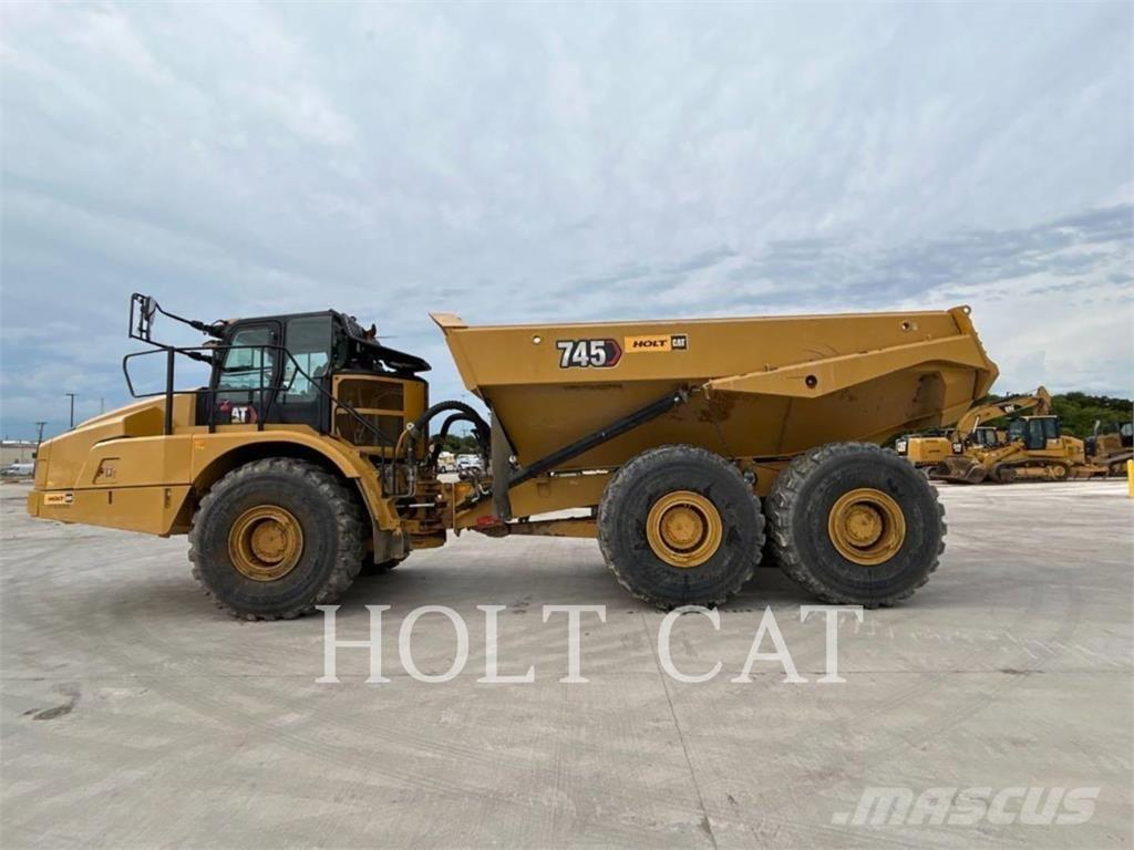 CAT 745 Zglobni damperi
