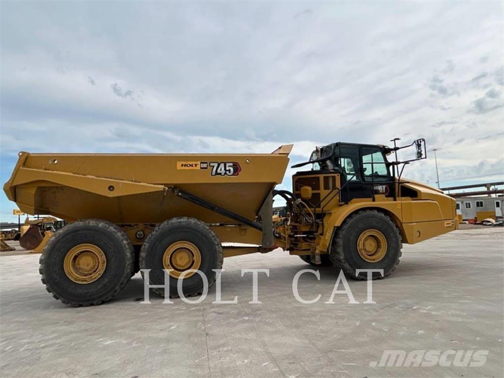 CAT 745 Zglobni damperi