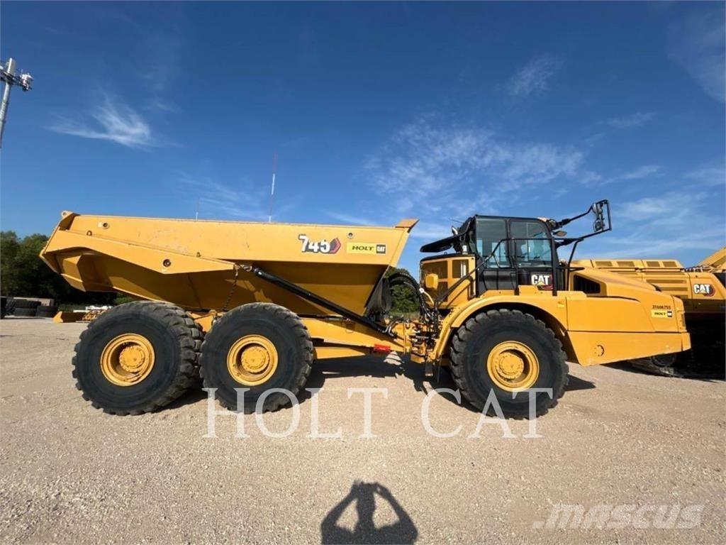 CAT 745 Zglobni damperi